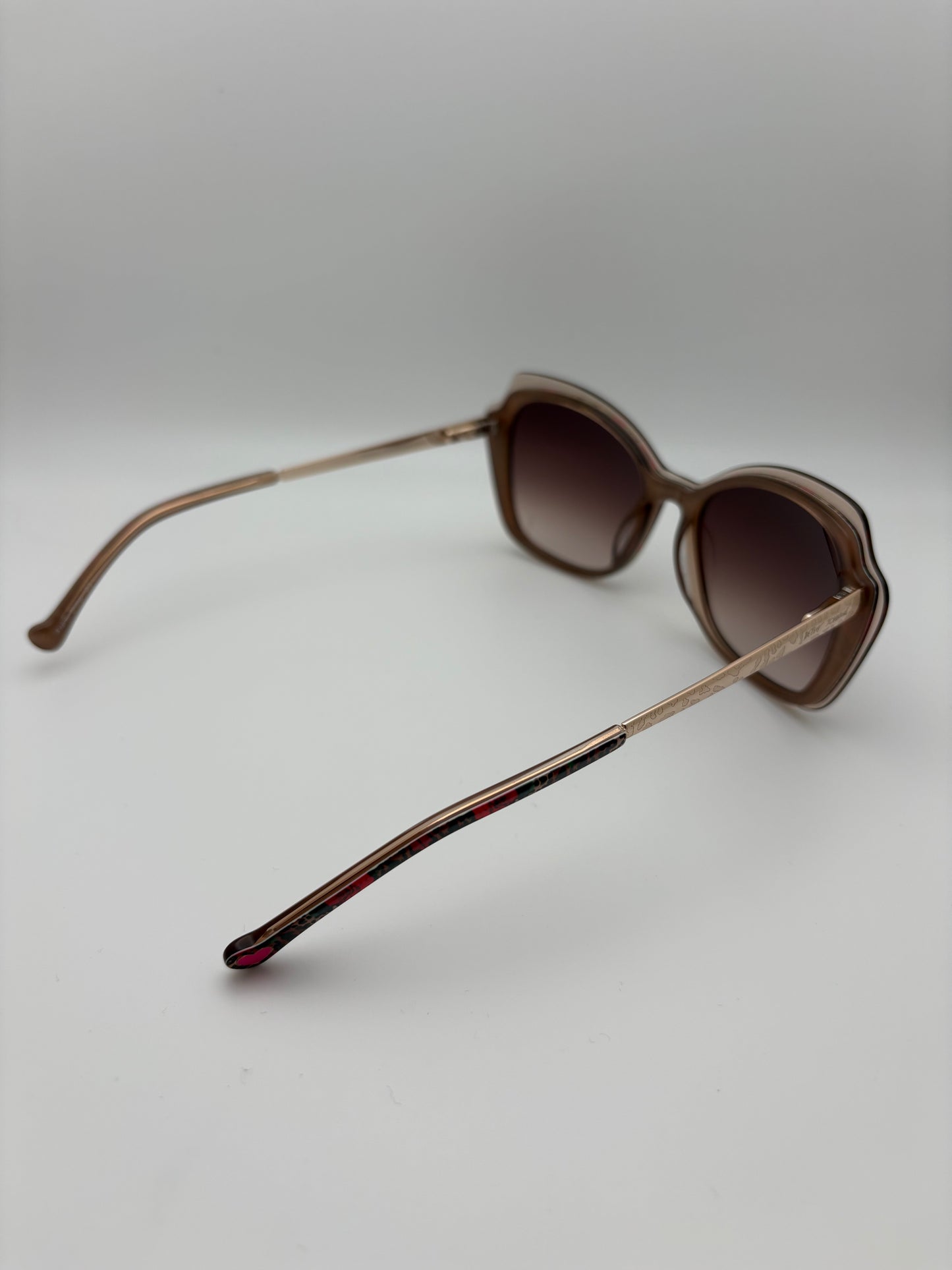 Betsey Johnson Sunglasses - Smokeshow / Brown